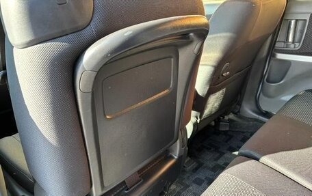 Toyota ISis I, 2012 год, 956 000 рублей, 12 фотография