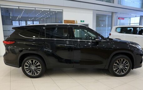 Toyota Highlander, 2025 год, 6 050 000 рублей, 4 фотография