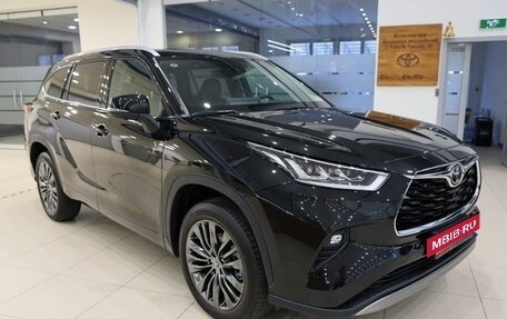 Toyota Highlander, 2025 год, 6 050 000 рублей, 3 фотография