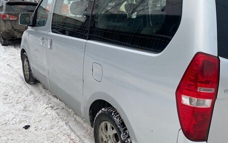 Hyundai Grand Starex Grand Starex I рестайлинг 2, 2008 год, 900 000 рублей, 3 фотография