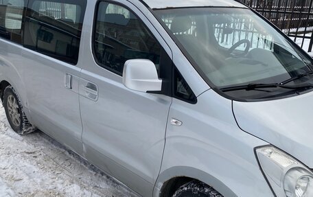 Hyundai Grand Starex Grand Starex I рестайлинг 2, 2008 год, 900 000 рублей, 4 фотография