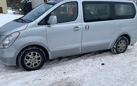 Hyundai Grand Starex Grand Starex I рестайлинг 2, 2008 год, 900 000 рублей, 6 фотография