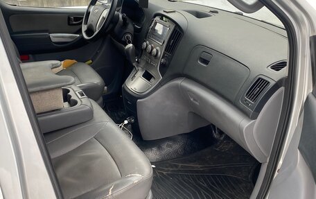 Hyundai Grand Starex Grand Starex I рестайлинг 2, 2008 год, 900 000 рублей, 14 фотография