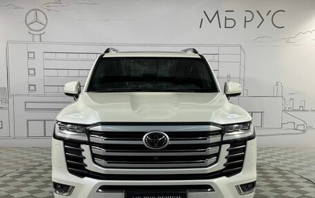 Toyota Land Cruiser, 2023 год, 12 800 000 рублей, 2 фотография