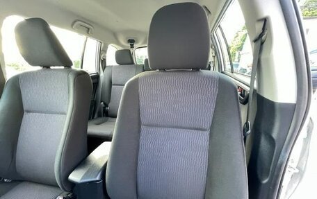 Toyota Corolla, 2018 год, 1 306 000 рублей, 19 фотография