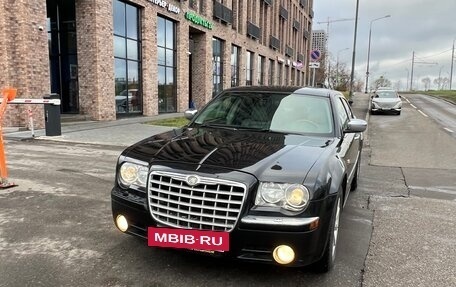 Chrysler 300C II, 2005 год, 950 000 рублей, 2 фотография