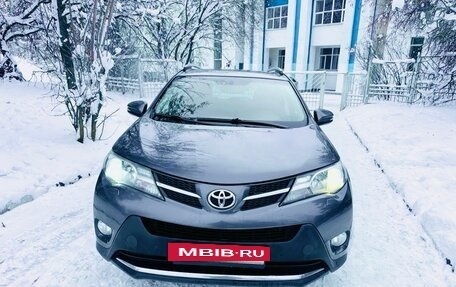 Toyota RAV4, 2014 год, 2 000 000 рублей, 4 фотография