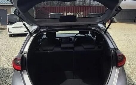 Honda Fit, 2022 год, 1 650 000 рублей, 3 фотография