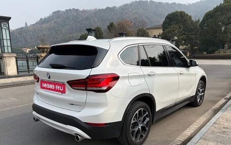 BMW X1, 2022 год, 2 300 000 рублей, 3 фотография