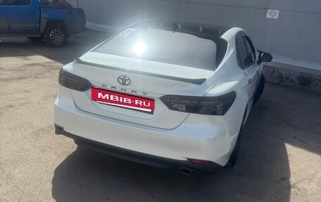 Toyota Camry, 2020 год, 3 550 000 рублей, 5 фотография