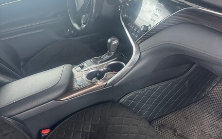 Toyota Camry, 2020 год, 3 550 000 рублей, 8 фотография