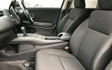 Honda Vezel, 2015 год, 1 450 000 рублей, 12 фотография