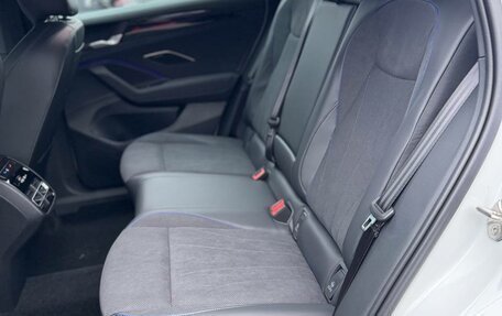 Volkswagen Tiguan, 2025 год, 4 950 000 рублей, 17 фотография