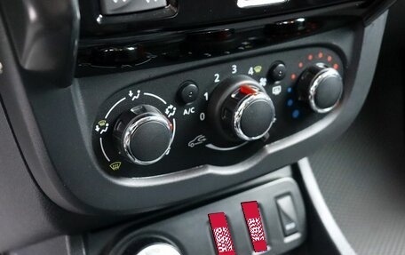 Renault Duster I рестайлинг, 2018 год, 1 599 000 рублей, 13 фотография