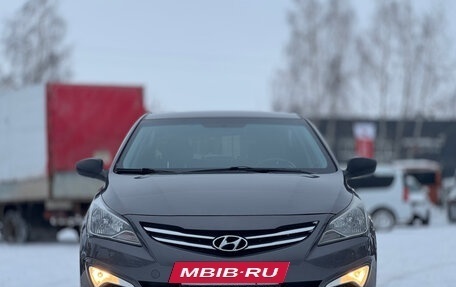 Hyundai Solaris II рестайлинг, 2015 год, 879 000 рублей, 3 фотография