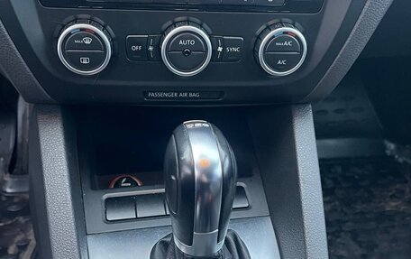 Volkswagen Jetta VI, 2014 год, 1 096 000 рублей, 12 фотография