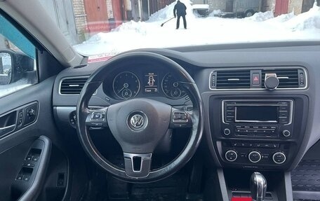 Volkswagen Jetta VI, 2014 год, 1 096 000 рублей, 9 фотография