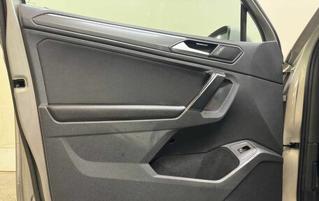 Volkswagen Tiguan II, 2018 год, 2 559 000 рублей, 12 фотография