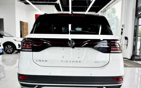 Volkswagen T-Cross I, 2022 год, 1 267 713 рублей, 5 фотография