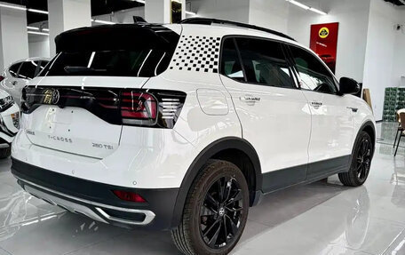 Volkswagen T-Cross I, 2022 год, 1 267 713 рублей, 6 фотография