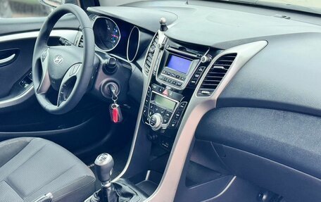 Hyundai i30 II рестайлинг, 2014 год, 945 000 рублей, 16 фотография