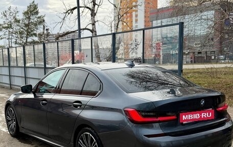 BMW 3 серия, 2020 год, 3 800 000 рублей, 12 фотография