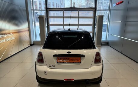 MINI Hatch, 2010 год, 649 000 рублей, 5 фотография