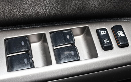 Toyota Land Cruiser 200, 2011 год, 3 149 000 рублей, 8 фотография