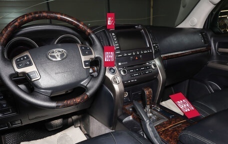 Toyota Land Cruiser 200, 2011 год, 3 149 000 рублей, 11 фотография