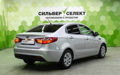KIA Rio III рестайлинг, 2014 год, 850 000 рублей, 2 фотография