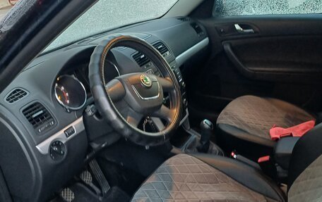 Skoda Yeti I рестайлинг, 2012 год, 880 000 рублей, 7 фотография