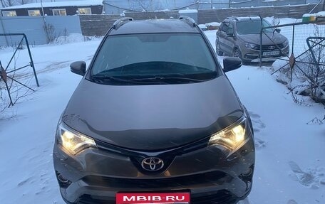 Toyota RAV4, 2017 год, 2 130 000 рублей, 1 фотография