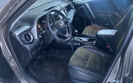 Toyota RAV4, 2017 год, 2 130 000 рублей, 5 фотография