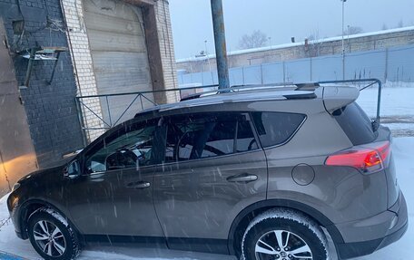 Toyota RAV4, 2017 год, 2 130 000 рублей, 4 фотография