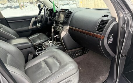 Toyota Land Cruiser 200, 2008 год, 2 800 000 рублей, 12 фотография