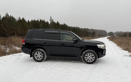 Toyota Land Cruiser 200, 2018 год, 6 877 000 рублей, 19 фотография