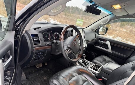 Toyota Land Cruiser 200, 2018 год, 6 877 000 рублей, 21 фотография