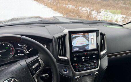 Toyota Land Cruiser 200, 2018 год, 6 877 000 рублей, 27 фотография