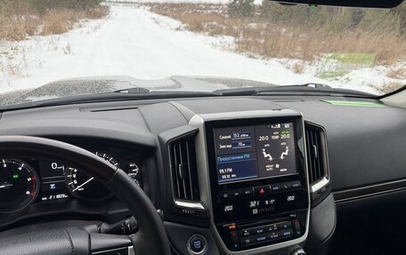 Toyota Land Cruiser 200, 2018 год, 6 877 000 рублей, 29 фотография