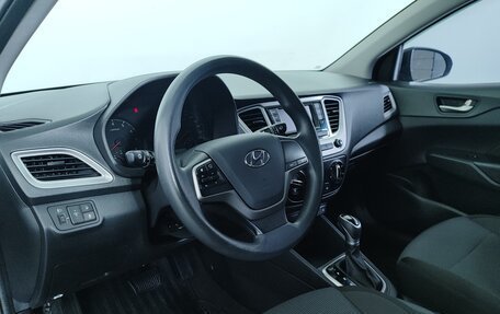 Hyundai Solaris II рестайлинг, 2019 год, 1 327 000 рублей, 12 фотография