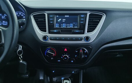 Hyundai Solaris II рестайлинг, 2019 год, 1 327 000 рублей, 17 фотография