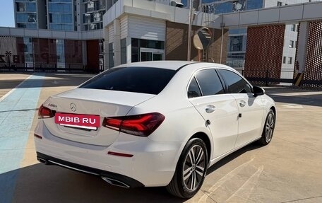 Mercedes-Benz A-Класс, 2022 год, 2 740 000 рублей, 3 фотография