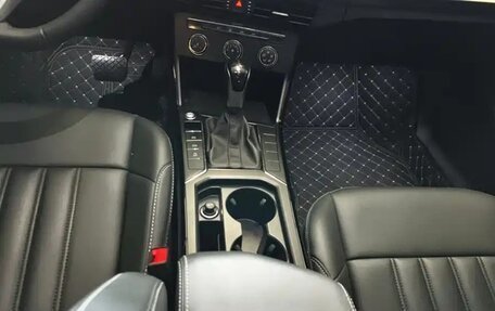 Volkswagen Passat B8 рестайлинг, 2022 год, 1 580 000 рублей, 9 фотография