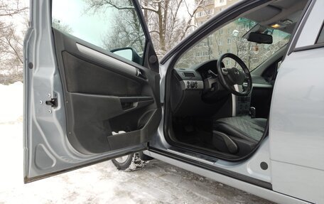 Opel Astra H, 2011 год, 870 000 рублей, 9 фотография