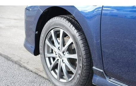 Toyota ISis I, 2013 год, 1 090 000 рублей, 16 фотография