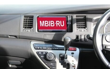 Toyota ISis I, 2013 год, 1 090 000 рублей, 21 фотография