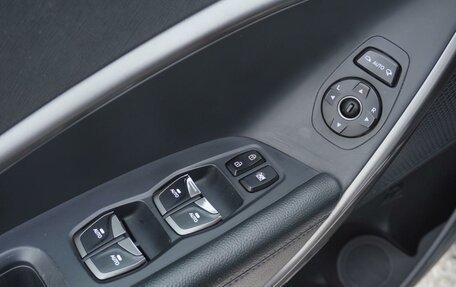 Hyundai Santa Fe III рестайлинг, 2016 год, 1 949 000 рублей, 27 фотография