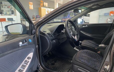 Hyundai Solaris II рестайлинг, 2014 год, 580 000 рублей, 9 фотография