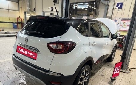 Renault Kaptur I рестайлинг, 2020 год, 1 499 000 рублей, 2 фотография