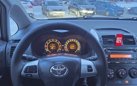 Toyota Auris II, 2011 год, 699 000 рублей, 22 фотография